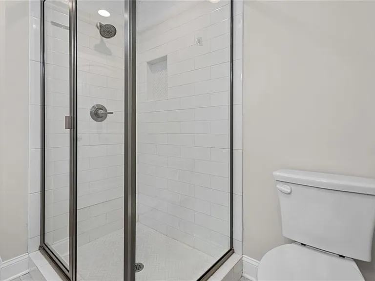2952 Palm Dr — Photo 24
