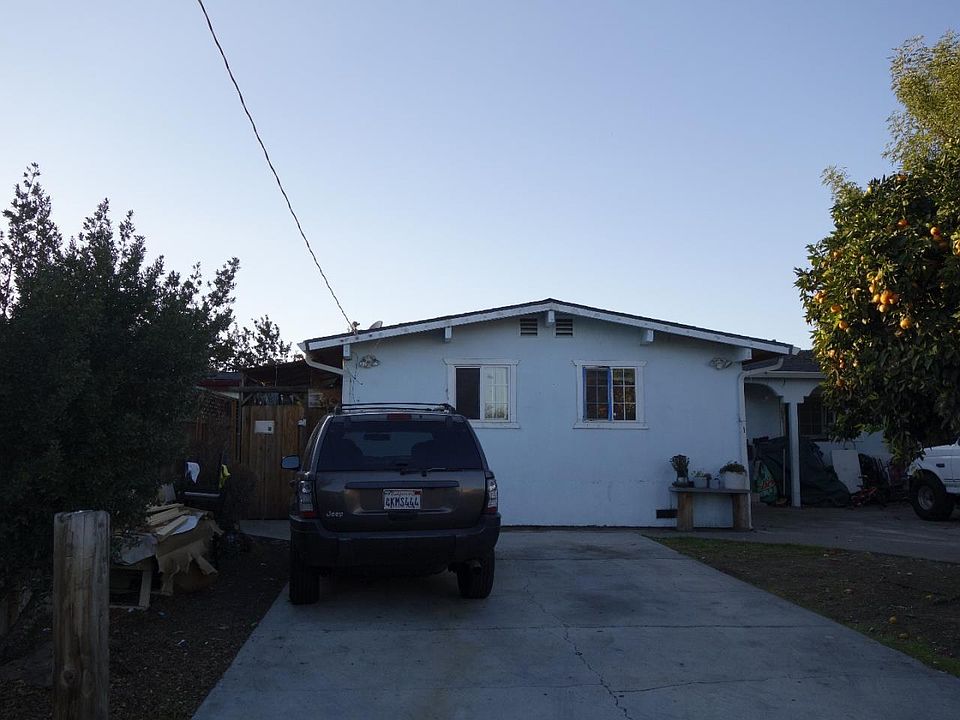 1st image of 235 Gardenia Way
