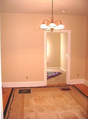 3rd image of 38 N Newton St