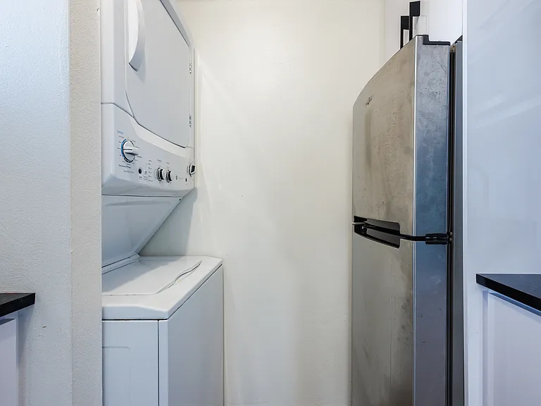 1353 Calle Aldea #3B — Photo 17