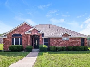 1040 The Meadows Pkwy, Desoto, TX 75115