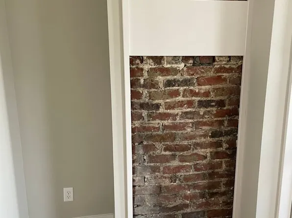 411 Gwendolyn St, Louisville, KY 40203