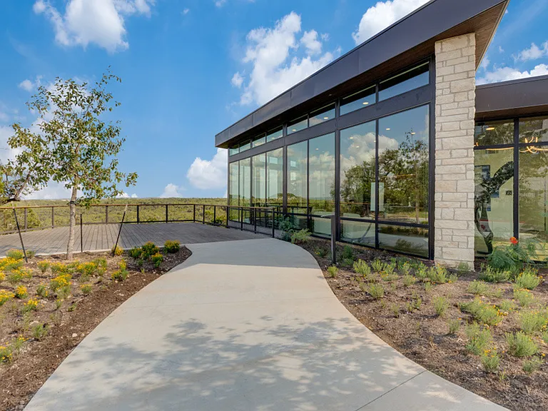 Pearl Bee Cave | Bee Cave, Texas | Beautiful Outdoor Views