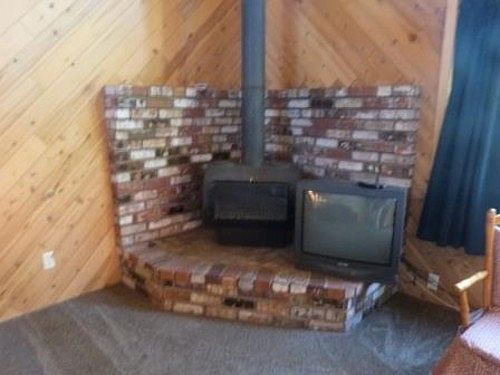 3rd image of 551 Wintoon Dr