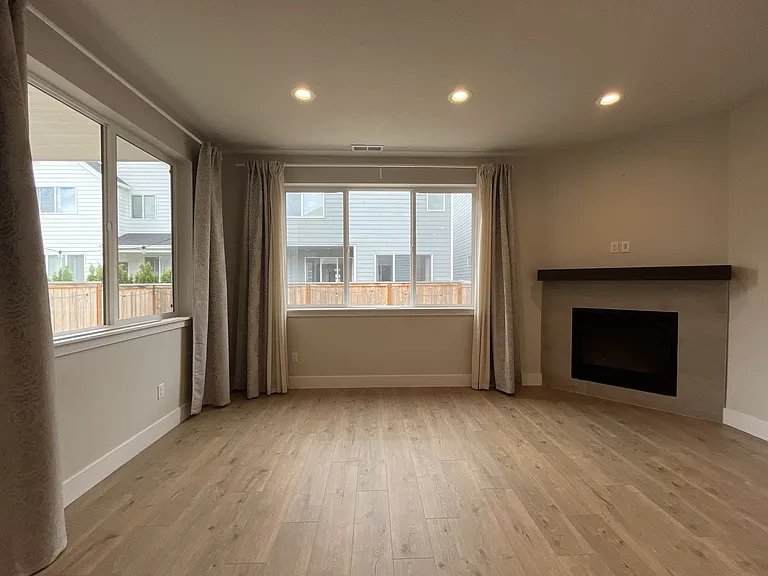 13911 SW 172nd Ave — Photo 11