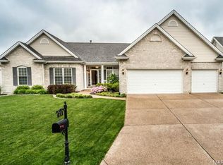 88 N Hillview Dr, Saint Peters, MO 63376