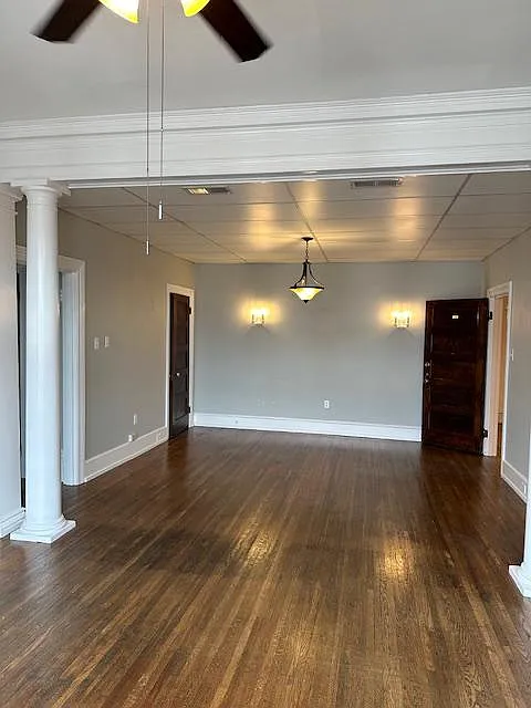 2 bed, 1100 sqft, $1,200 — Photo 1