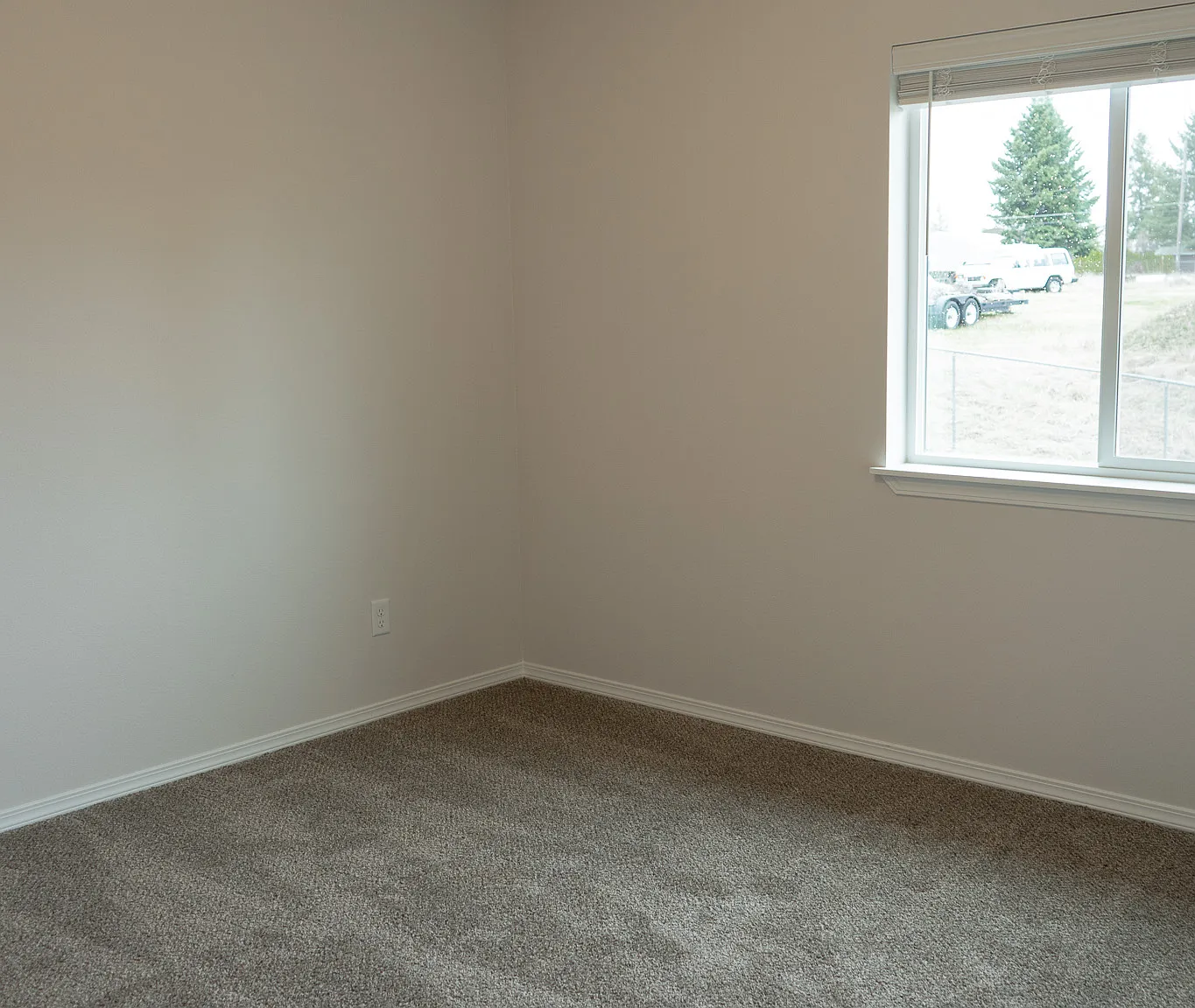 3 bed, 2.5 bath, 1440 sqft, $2,295 — Photo 4