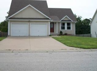 713 Brookside Dr, Warrensburg, MO 64093