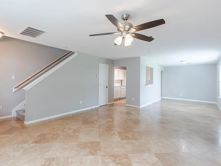 1118 Wilson St — Photo 1