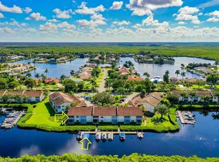206 Newport Dr APT 812, Naples, FL 34114