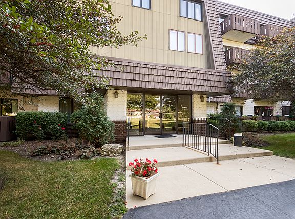 2nd image of 12900 W Heiden Cir Unit 4109