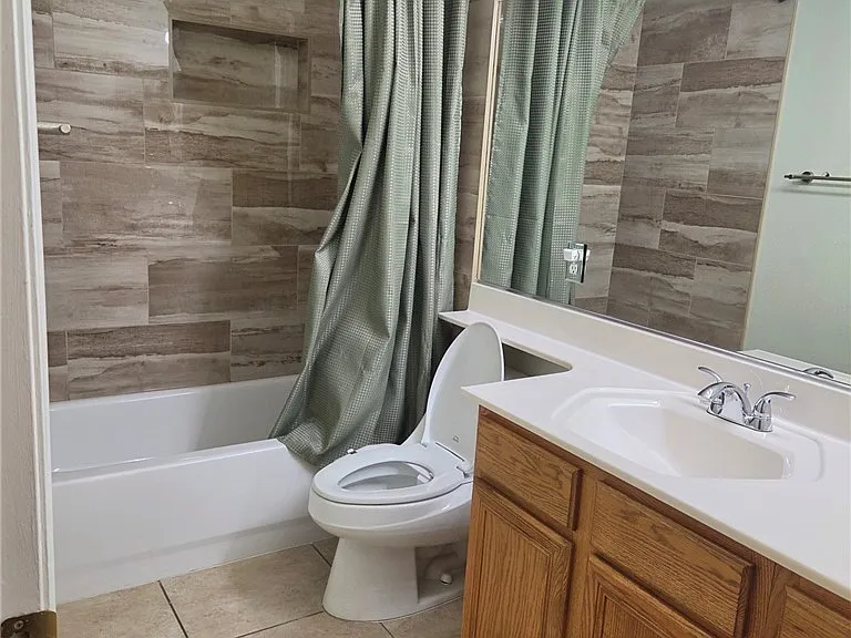 506 Melrose Heights St — Photo 16