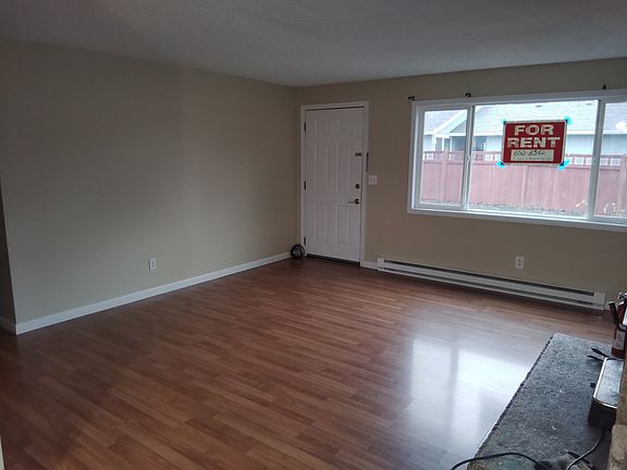 2nd image of 190 SE 3rd Ave