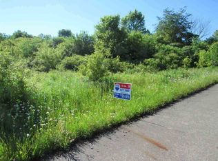 5453 Turtle Cove Pkwy, Flint, MI 48506