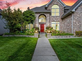 3815 Junebreeze Ln, Naperville, IL 60564