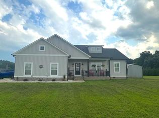 311 Autumn Hills Dr, Rickman, TN 38580