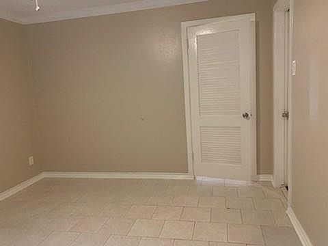 2nd image of 4036 Bellefontaine St #4