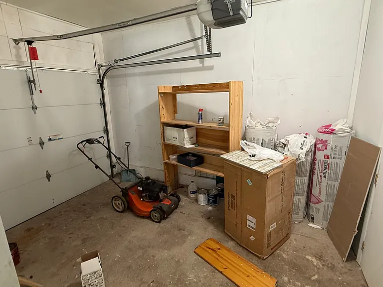 235 Village Green Ln — Photo 25
