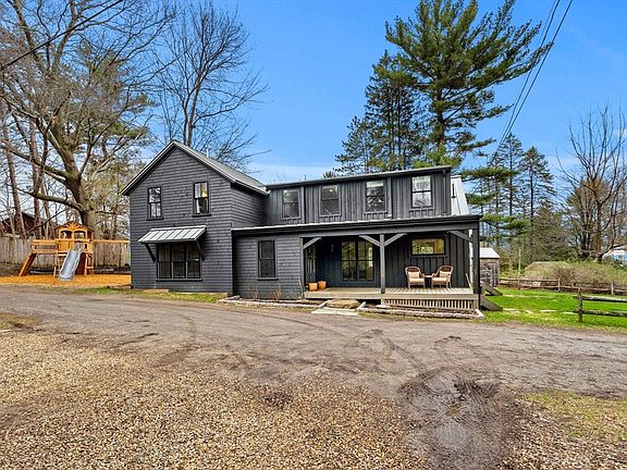 4th image of 8-8R Rolfes Ln