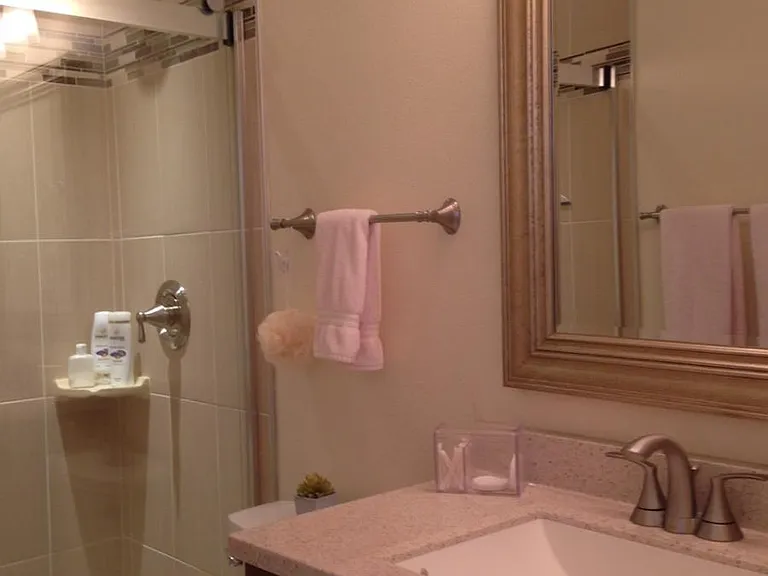 300 Parkdale Dr — Photo 17