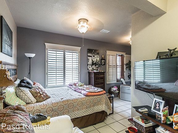 5th image of 2235 Ocean Side Dr