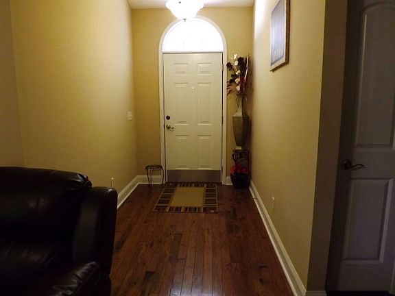 3rd image of 151 Water Crest Dr