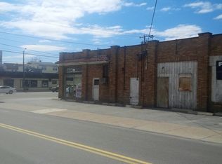 589 Reservoir Ave, Cranston, RI 02910