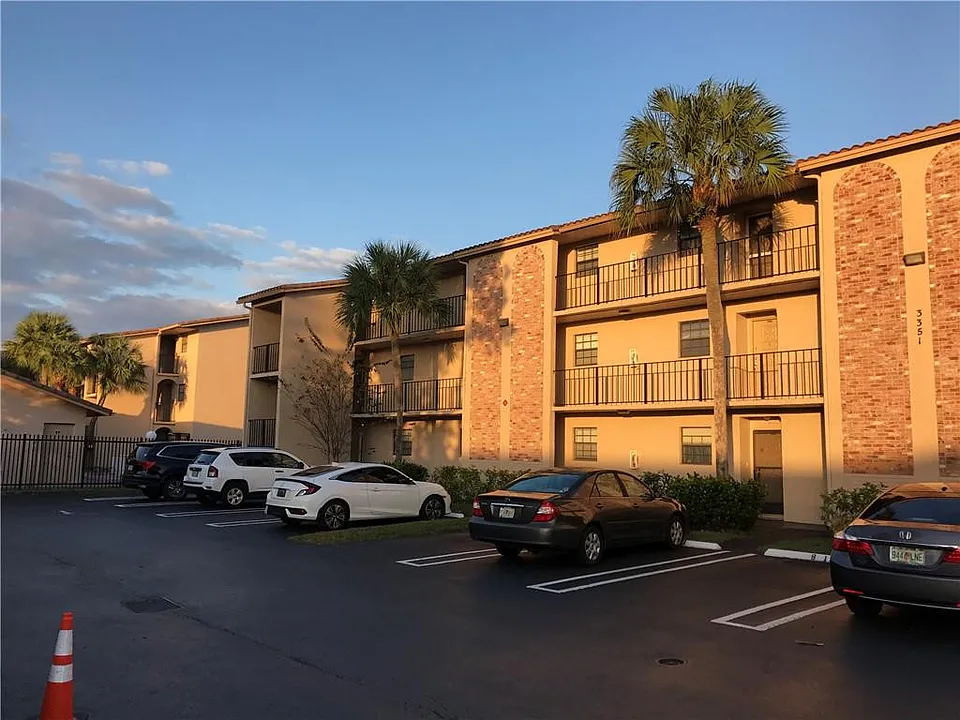 3351 NW 85th Ave #312