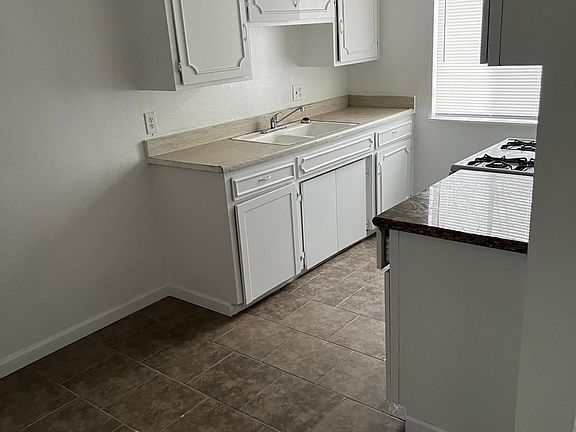 4th image of 226 N Inez St APT C