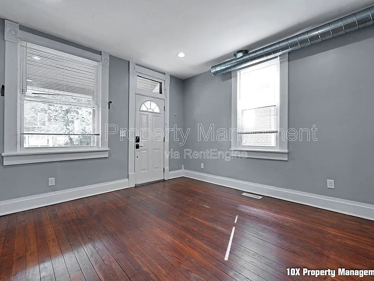 309 Wilson Ave — Photo 8