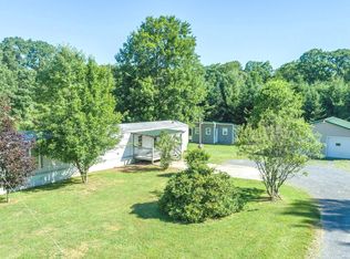 1031 Hutton Rd, Oakland, MD 21550