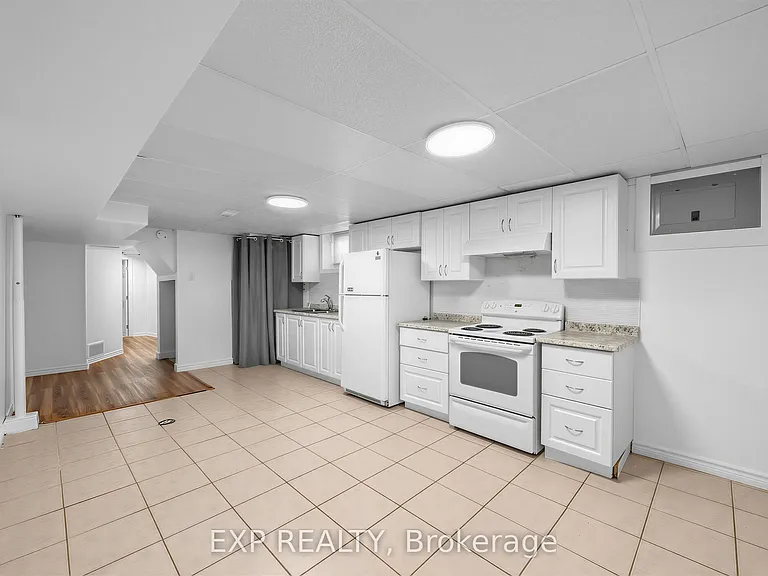 847 Upper Ottawa St #LOWER — Photo 4