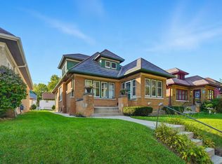 2751 N 55th St, Milwaukee, WI 53210