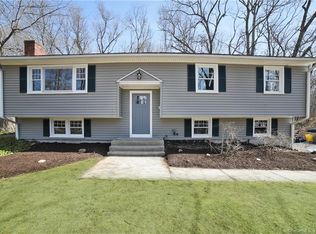 37 Benedict Rd, Bethel, CT 06801