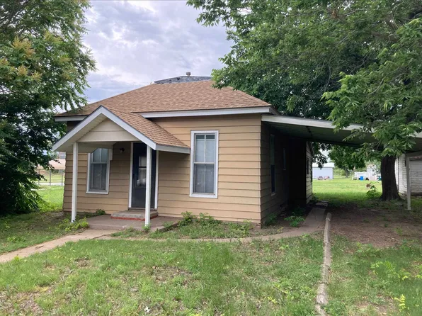 223 N Iowa Ave, Kanopolis, KS 67454