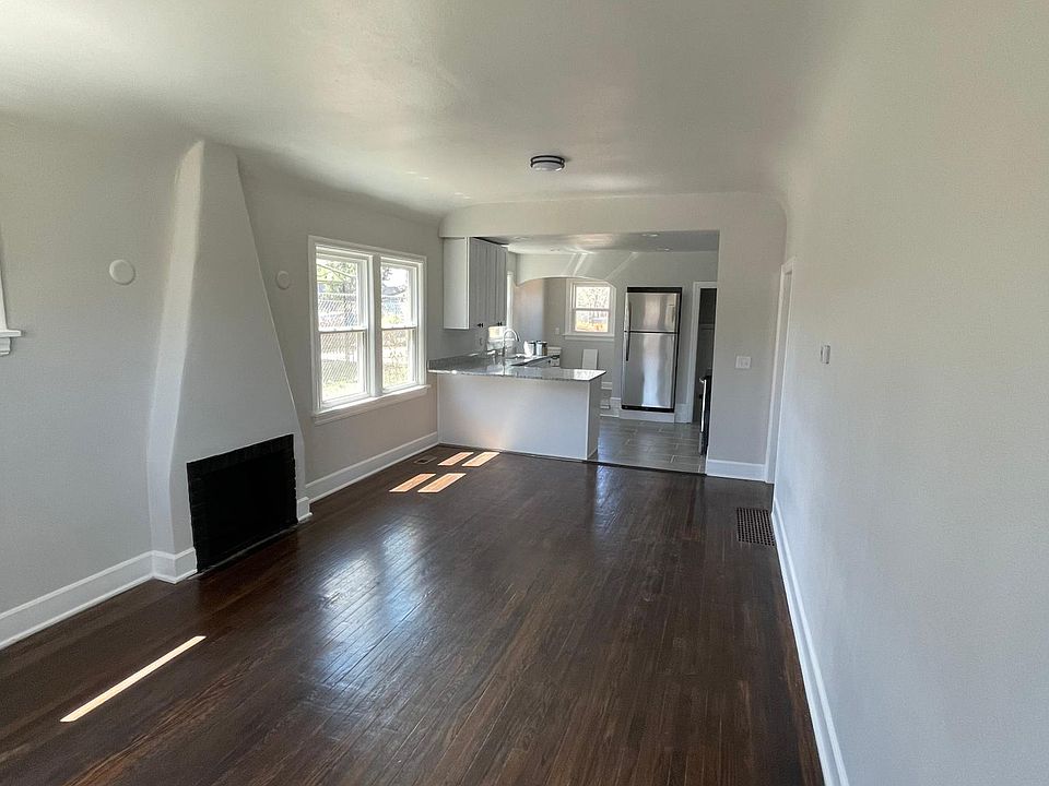 Main Floor Living Room