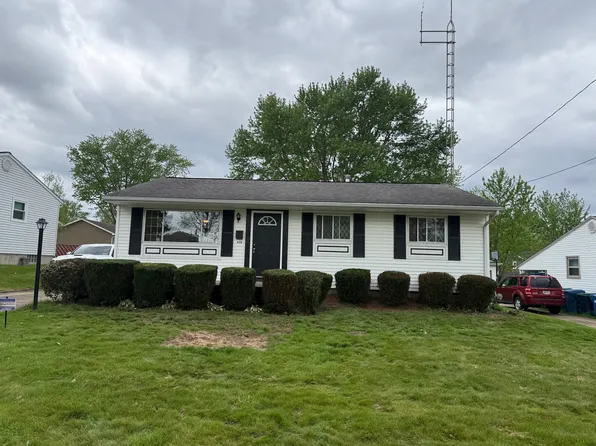 630 Saul Dr, Hubbard, OH 44425