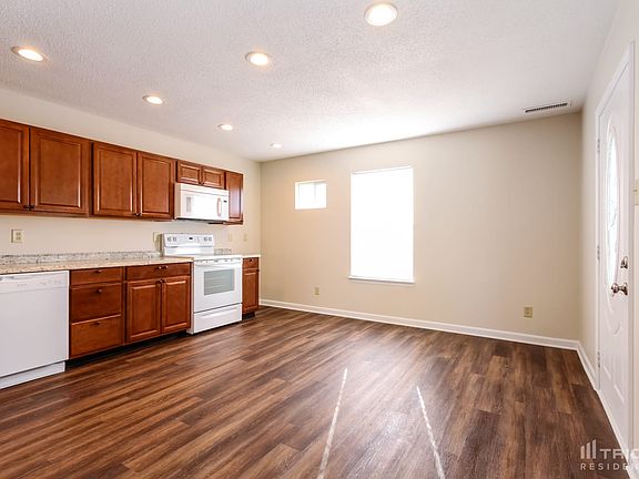 5th image of 6616 Black Antler Cir