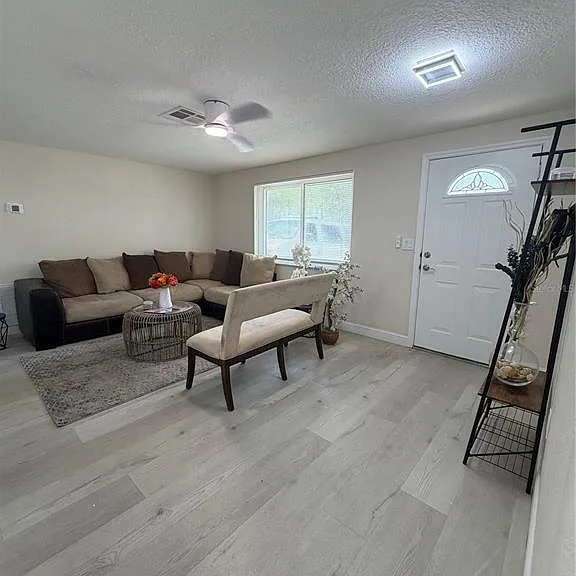 6338 Aberdeen Ave — Photo 3