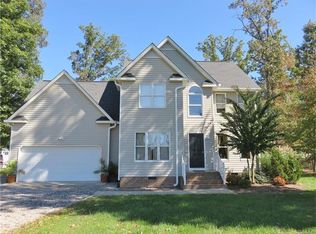 7489 Fairway Ridge Dr, Quinton, VA 23141
