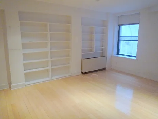 Rented by Citi Habitats | media 37