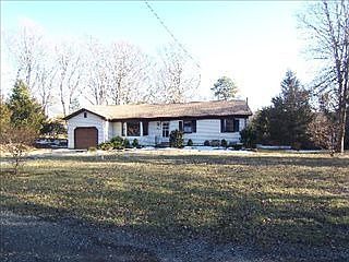 1st image of 750 Holbrook Ln
