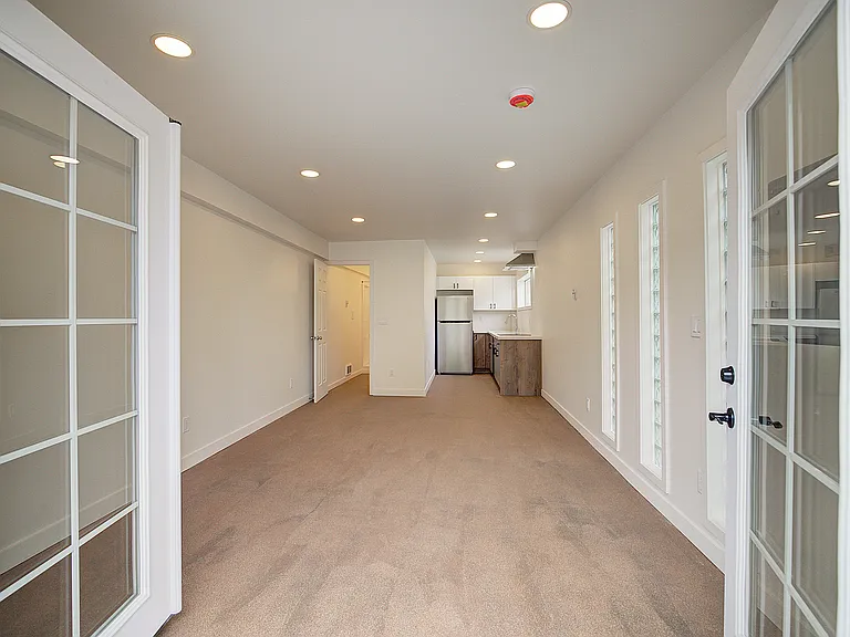 2410 SW Brandon St #2410 — Photo 4