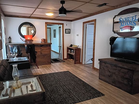 2nd image of 23938 Rosin Ridge Rd