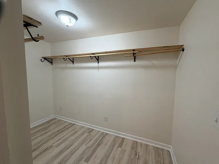 215 Buckingham Pl #1 — Photo 19