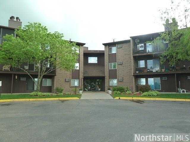 1st image of 3420 Golfview Dr APT 214