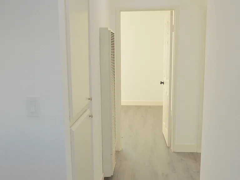 11968 York Ave #8 — Photo 18