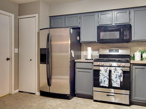 4th image of 1478 Iris Glen Dr