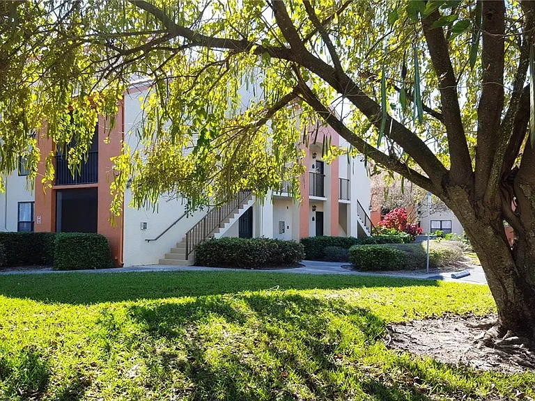 13521 Eagle Ridge Dr #112 — Photo 12